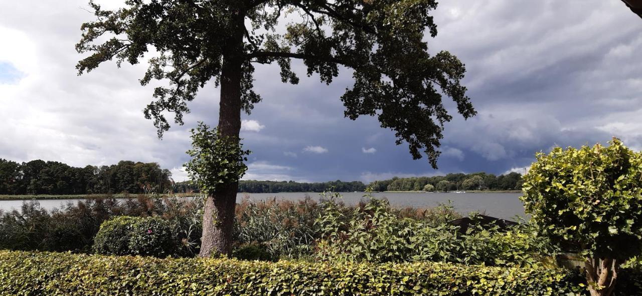 Bungalow Idylle Am See Neuruppin Exteriör bild